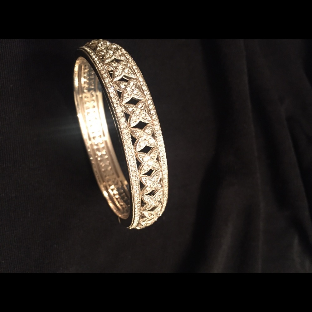 Nadri Crystal bangle from Mappins